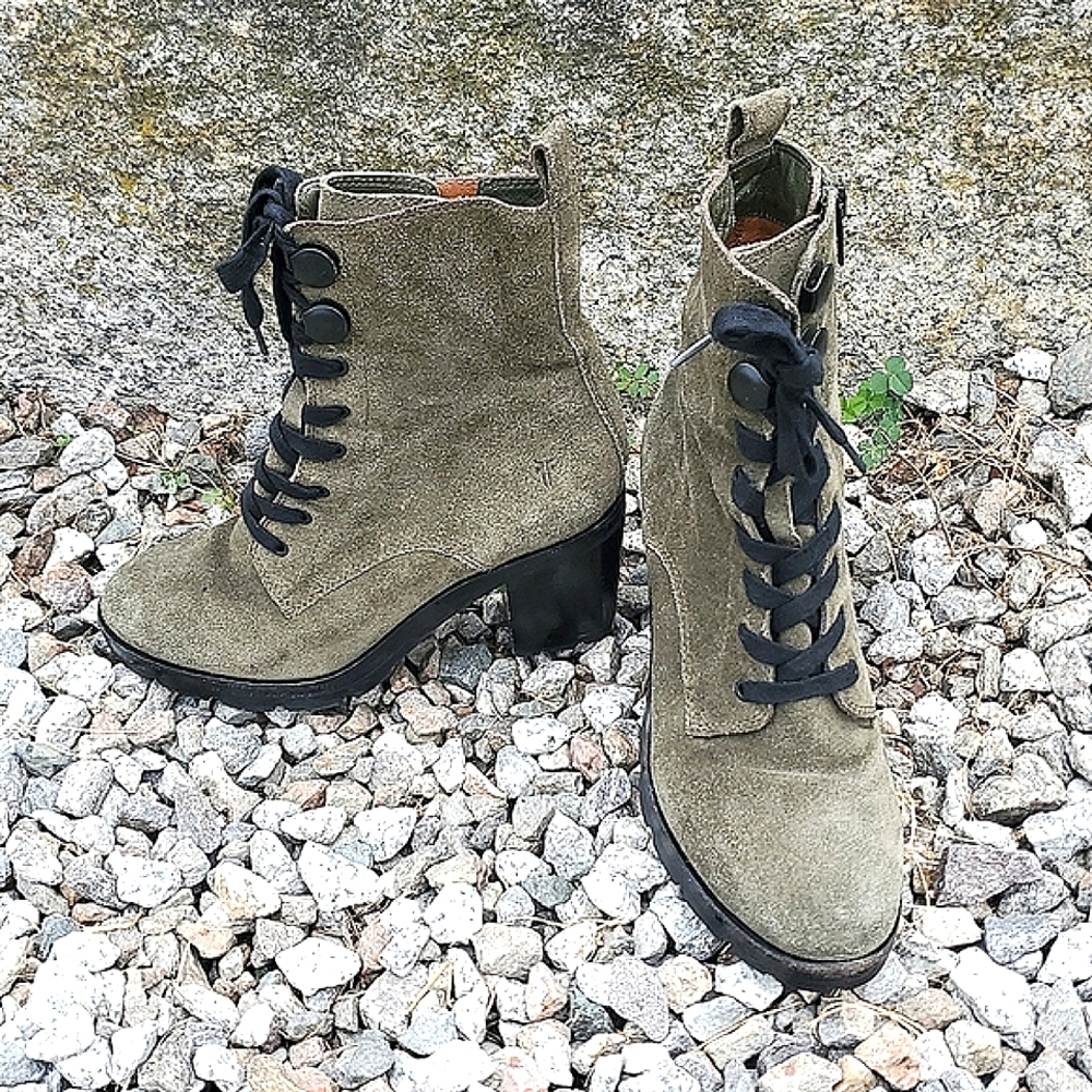 Frye Myra Suede Lug Lace-Up Combat Heeled Boots 8 M